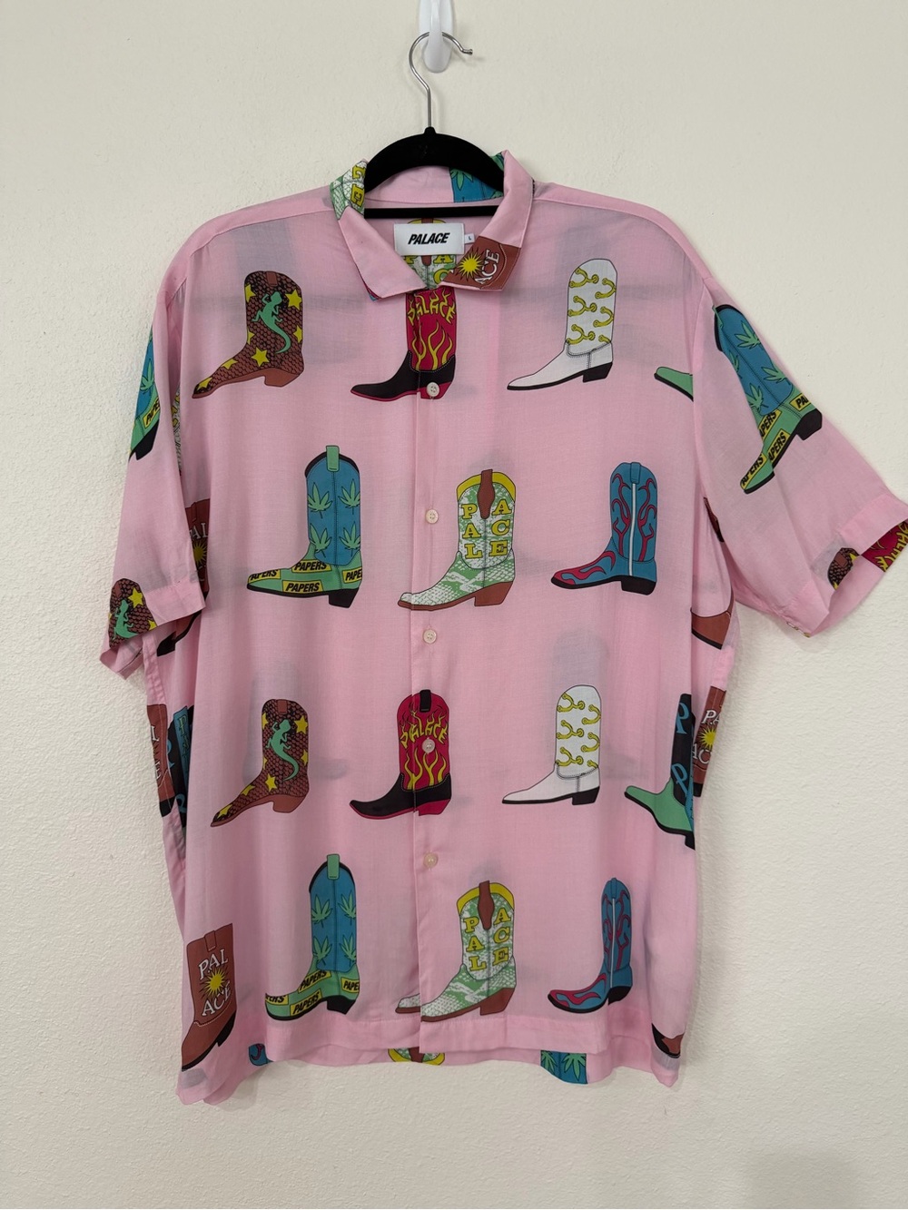 PALACE Pink Short Sleeve Shirt with Multicolor Cowboy Boot Print 100%rayon. T003